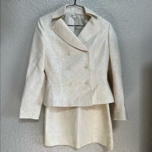 Vintage Tahari Suit Set
